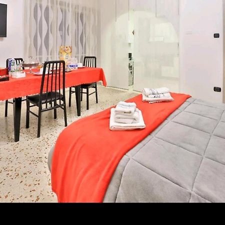 Casa Vacanza Arcangeli Salerno Bagian luar foto
